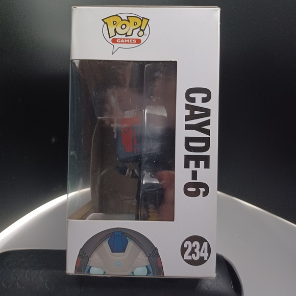 Funko Pop! Games Destiny Cayde-6   #234 - Picture 3 of 9